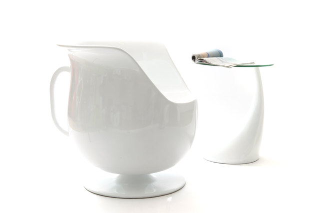 Poltrona design bianca CUP