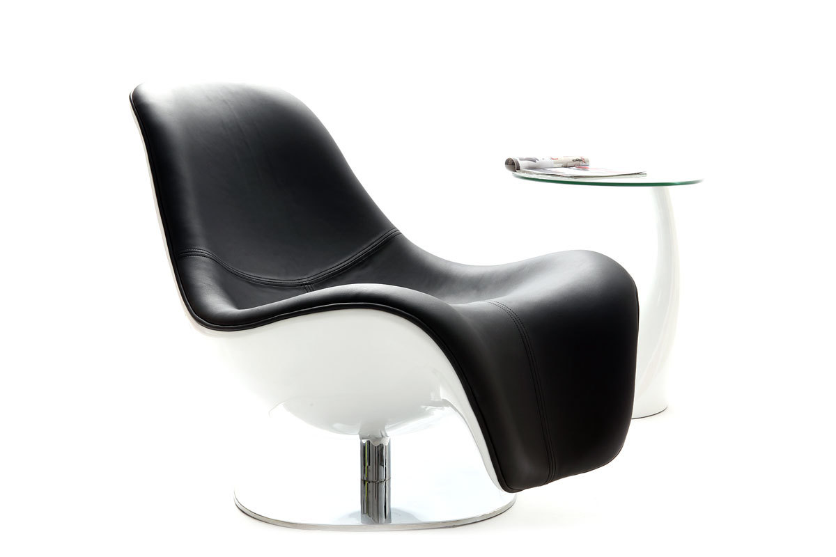 Poltrona design nera girevole KILYE