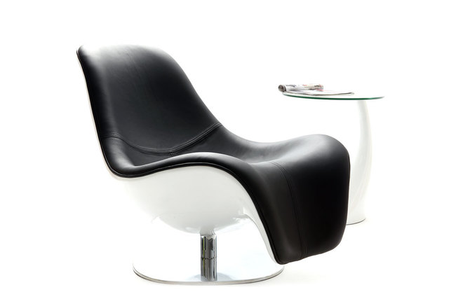 Poltrona design nera girevole KILYE