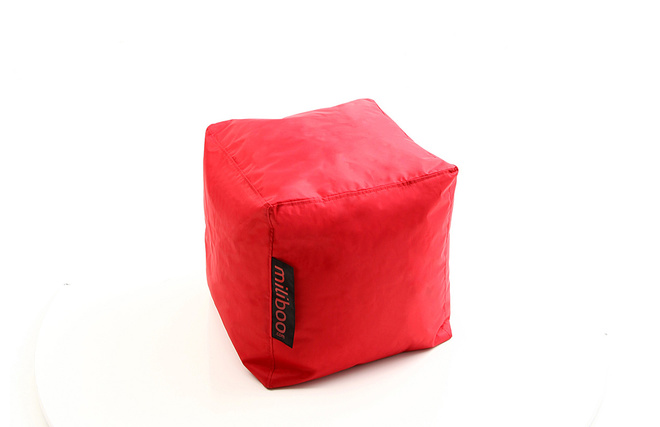 Pouf design  rosso CUBAG 