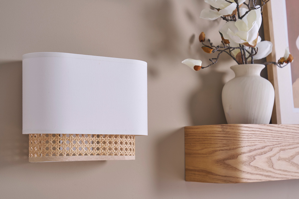 Applique a muro in tessuto bianco e motivo a intreccio in rattan naturale H20 cm TIWY
