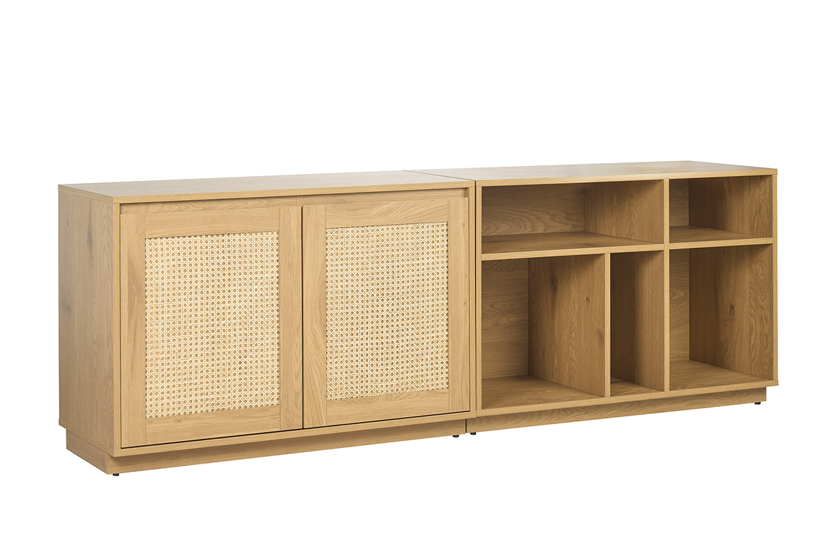 Buffet SEVILLE in legno chiaro di quercia con intreccio in rattan, 2 porte e diverse nicchie, vista da 3/4.