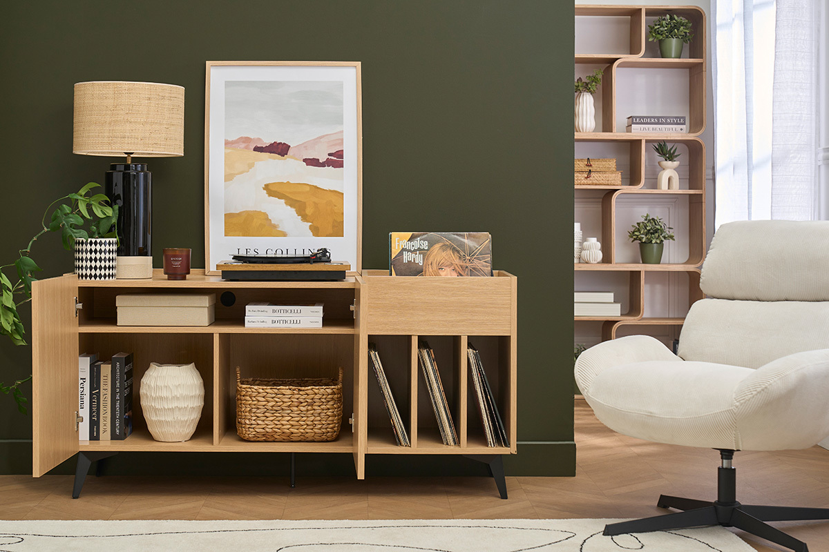 Buffet per la conservazione dei vinili in legno chiaro finitura quercia e metallo nero L140 cm SEDA