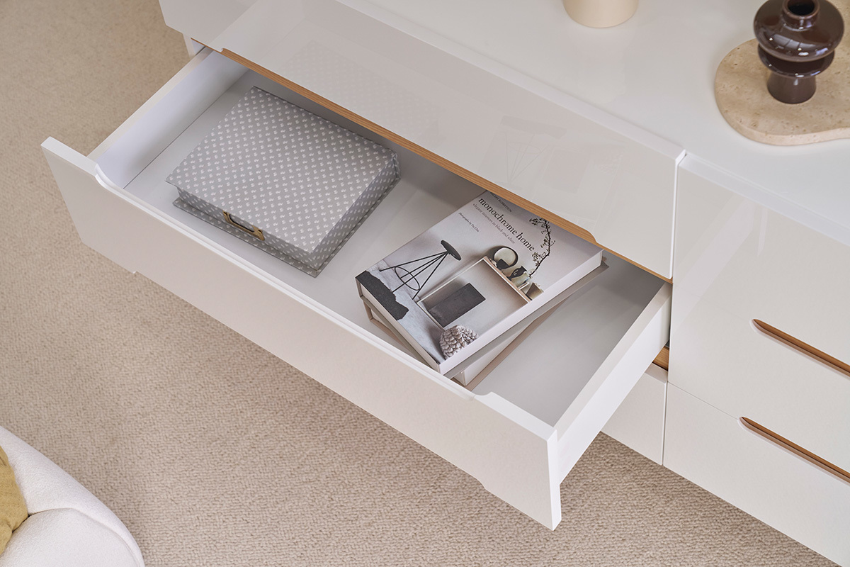 Cassettiera scandinavo bianco lucido e frassino 6 cassetti MELKA