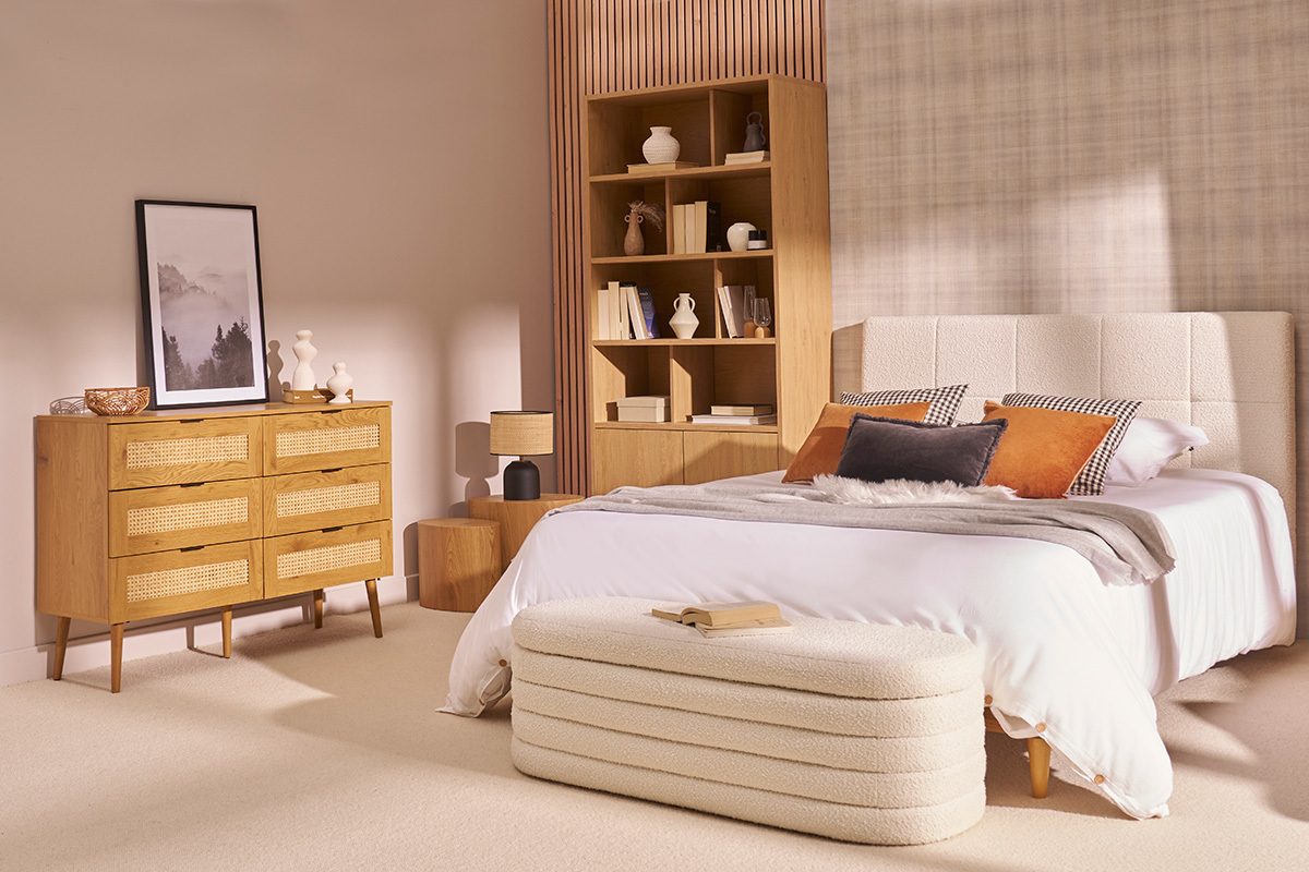 Com� finitura legno chiaro, intreccio in rattan e metallo nero 6 cassetti L120 cm MANILLE