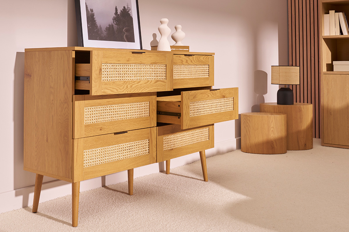 Com� finitura legno chiaro, intreccio in rattan e metallo nero 6 cassetti L120 cm MANILLE