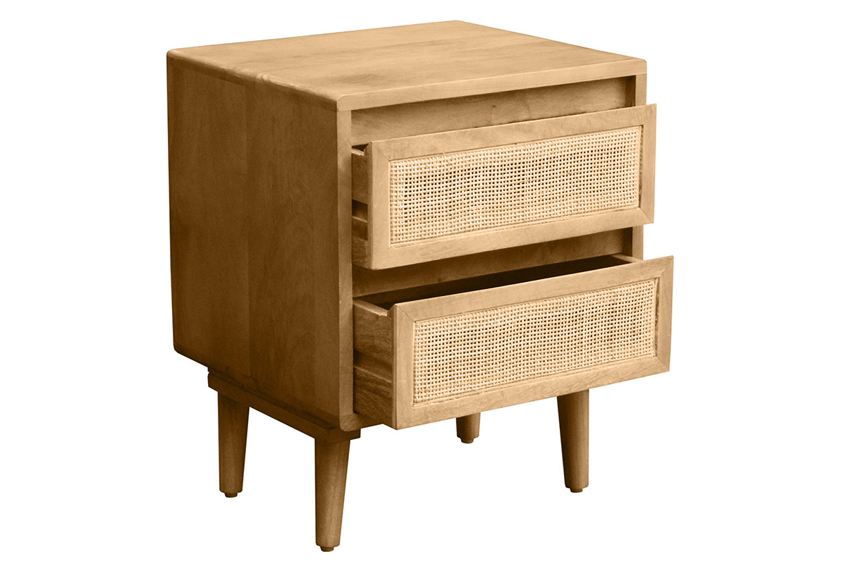 Comodino in legno di mango con due cassetti e intreccio in rattan, vista tre quarti