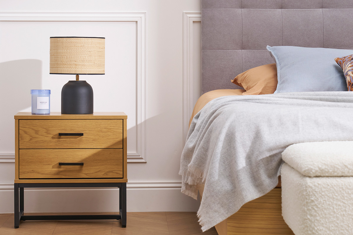 Comodino con 2 cassetti finitura legno chiaro rovere e metallo nero LOVATO