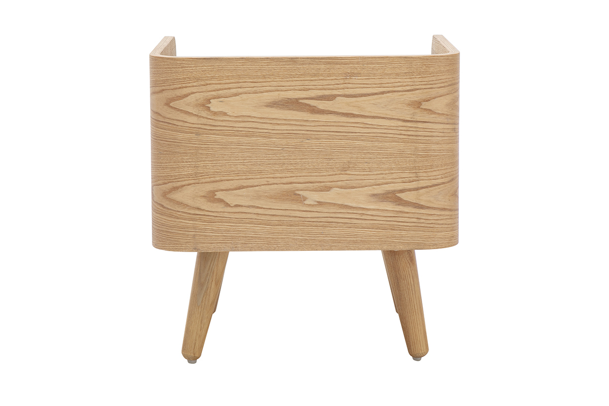 Tavolino da notte in legno chiaro frassino e intreccio in rattan, vista posteriore, con gambe a compasso.