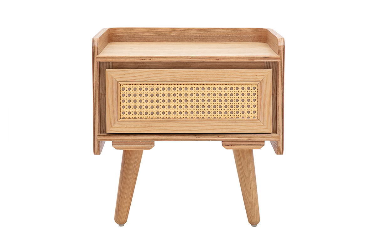 Comodino in legno chiaro di frassino con cassetto in intreccio di rattan, vista frontale