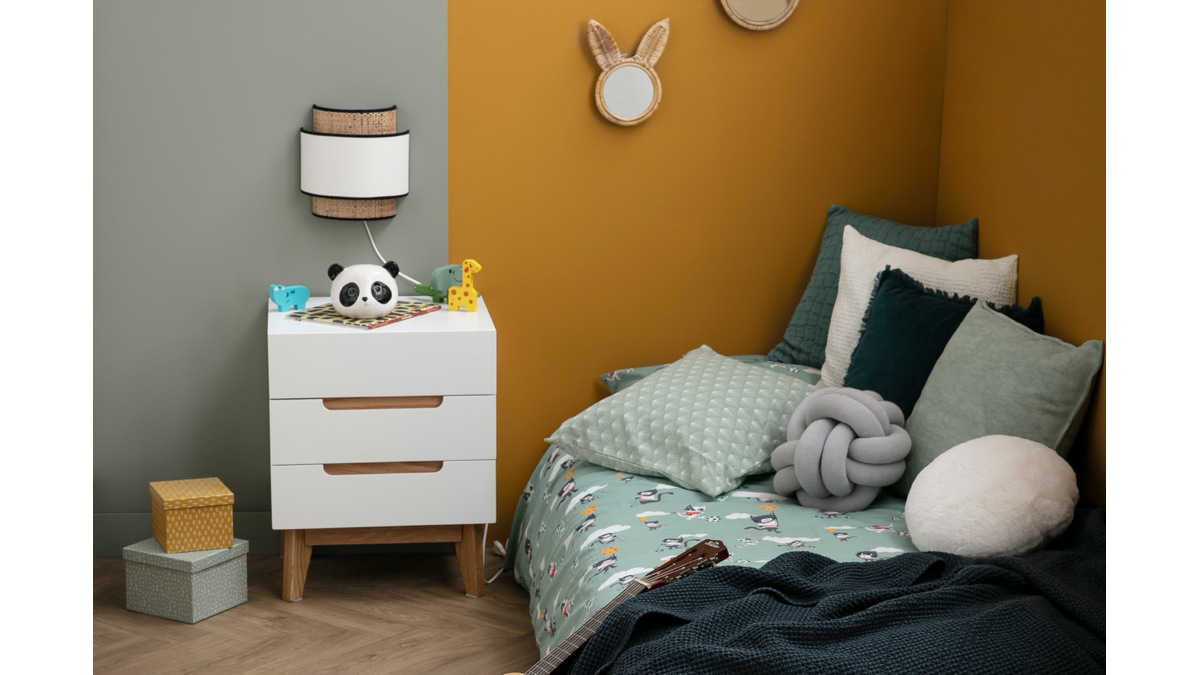 Comodino scandinavo 3 cassetti bianco opaco e legno SKIVE