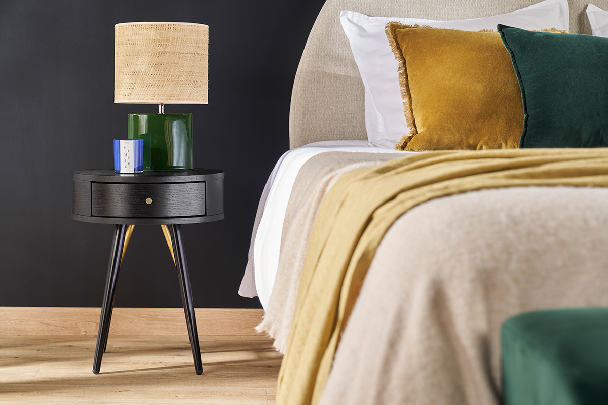 Comodino vintage rotondo in legno e metallo nero dettagli dorati KORAL