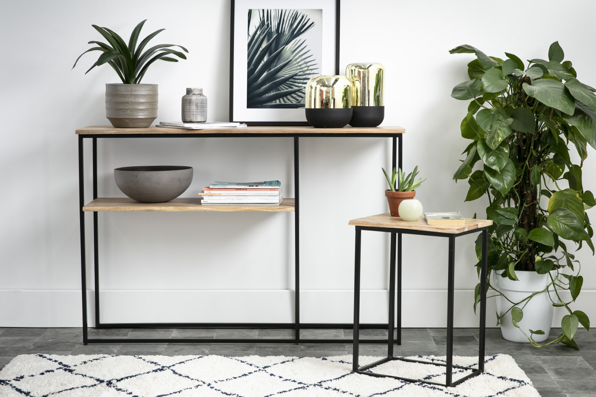 Console piccolo sgabello in acacia e metallo nero  LOCK