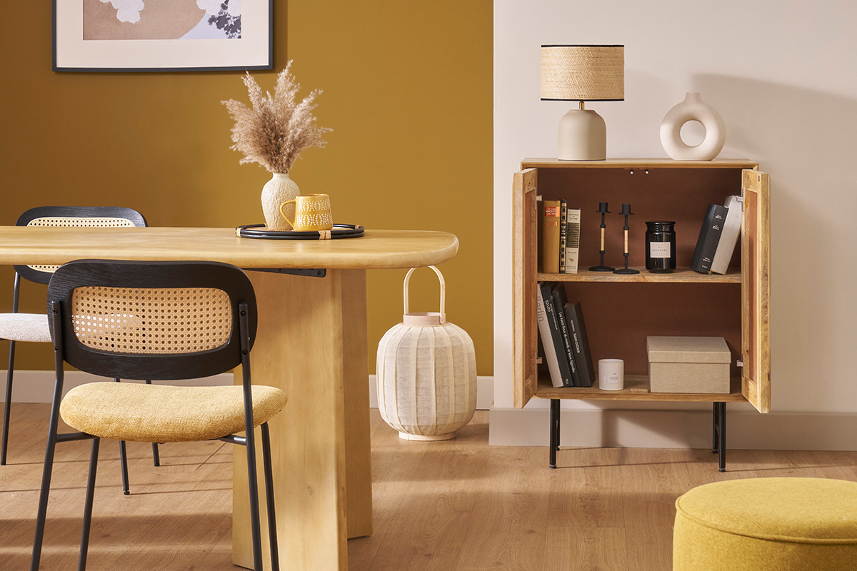Credenza in legno massello di mango con incisioni e metallo nero 2 ante L70 cm AGRA