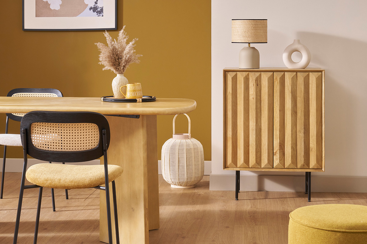 Credenza in legno massello di mango con incisioni e metallo nero 2 ante L70 cm AGRA