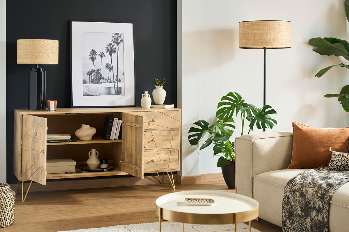 Credenza incisa in mango e metallo dorato LINIUM
