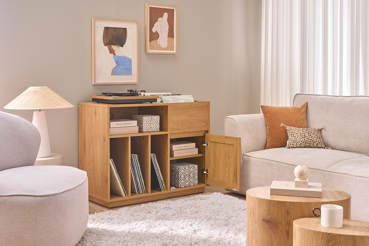 Credenza portavinili finitura legno chiaro rovere e intreccio in rattan L95 cm ALICANTE