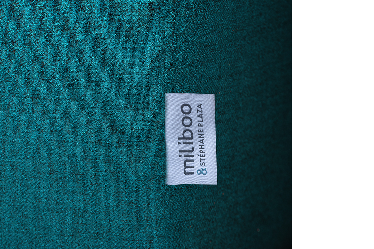 Divano 3 posti design blu pavone e velluto nero HARRISON
