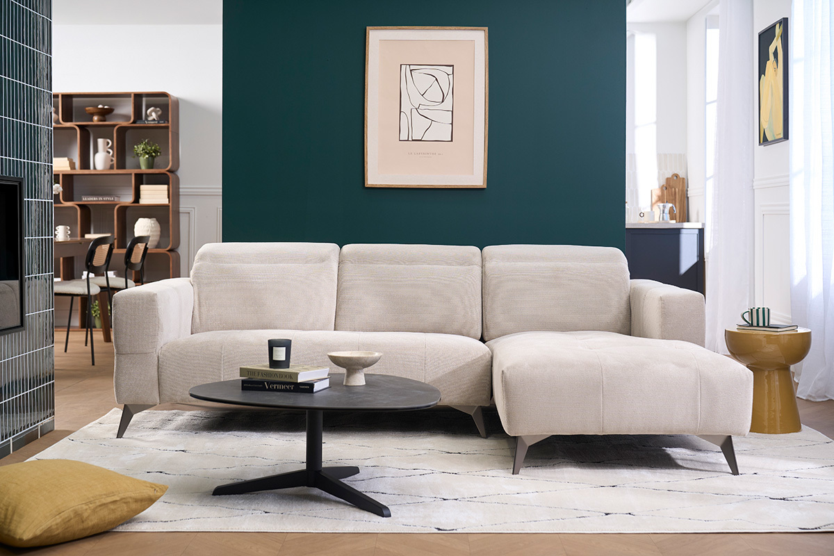 Divano ad angolo destro 3 posti con poggiatesta regolabili in tessuto ciniglia beige e metallo L236.5 cm NORELL