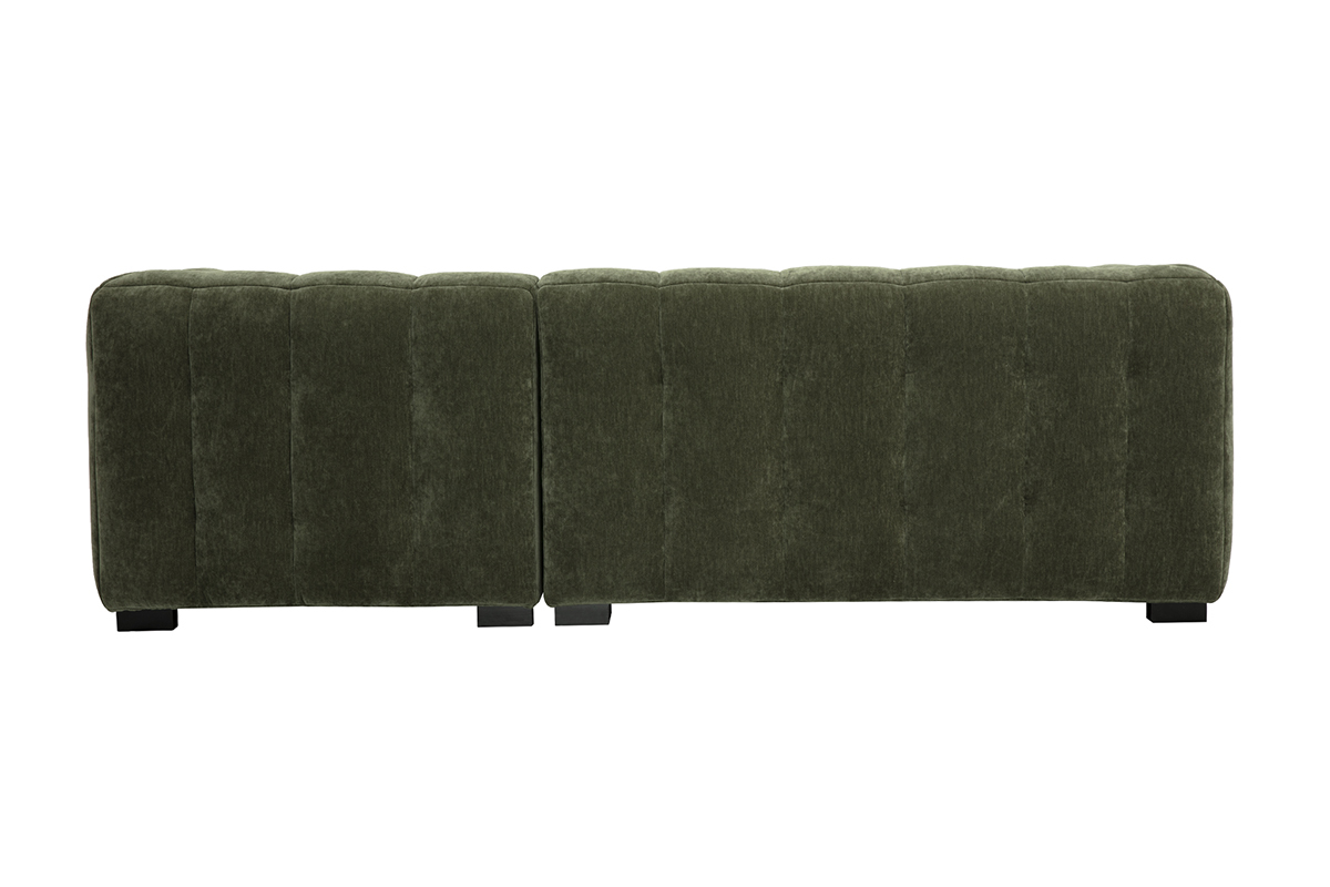 Vista posteriore di un divano ad angolo destro a 3 posti in velluto verde kaki.