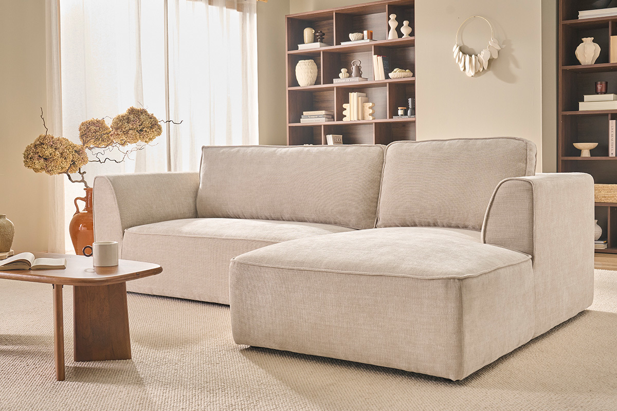 Divano ad angolo destro design in tessuto effetto velluto testurizzato beige 3 posti GRAMMY