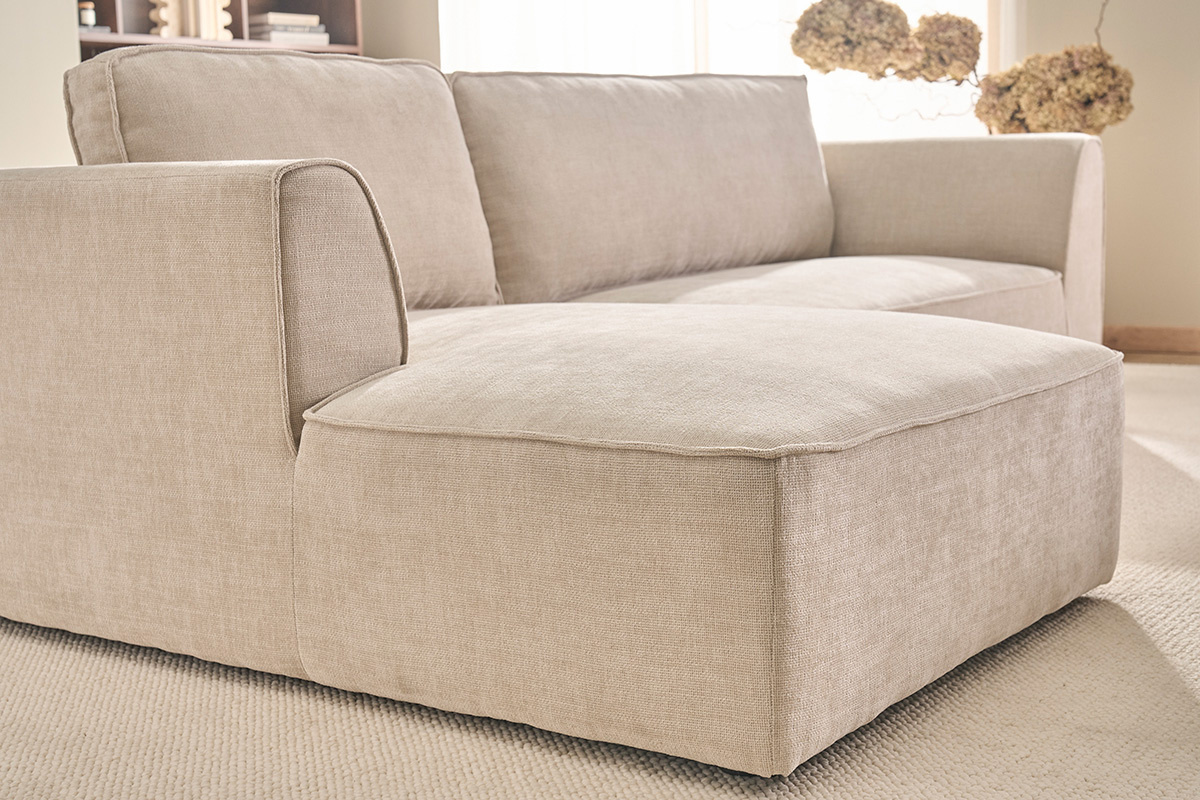 Divano ad angolo sinistro design in tessuto effetto velluto testurizzato beige 3 posti GRAMMY