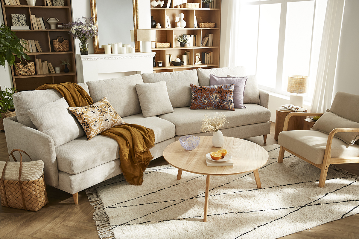 Divano angolare scandinavo 5 posti tessuto effetto velluto testurizzato beige e massello di hevea GROOVE
