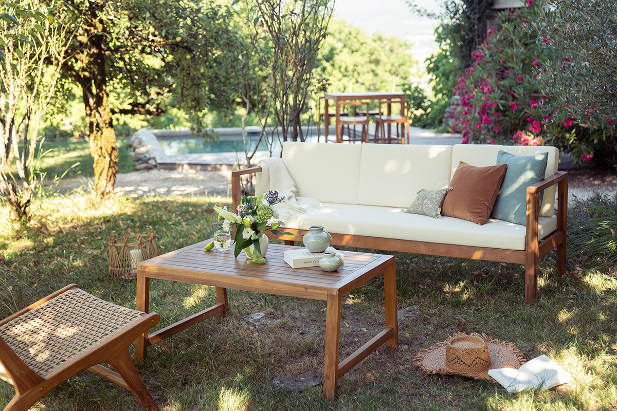 Divano da giardino 3 posti legno massello e cuscini beige L190 cm AKIS