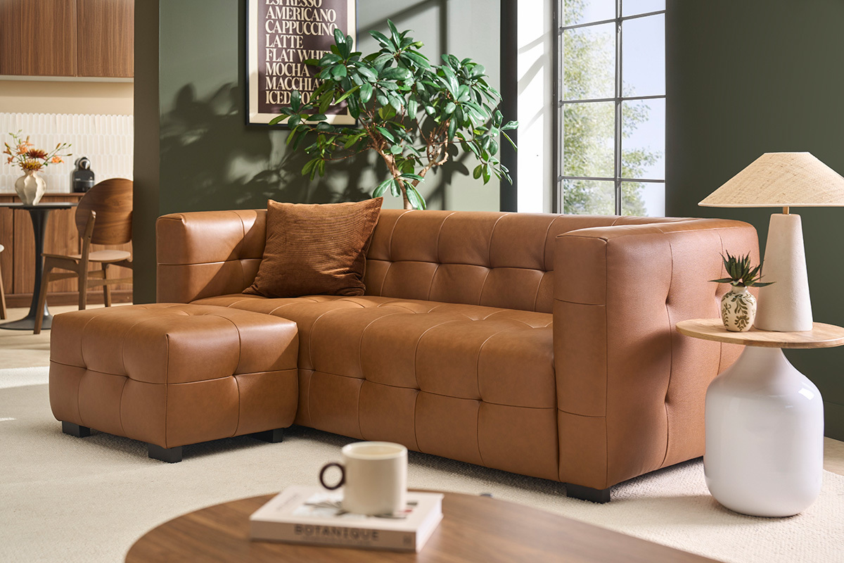 Divano design 3 posti e poggiapiedi in pelle marrone CORTO