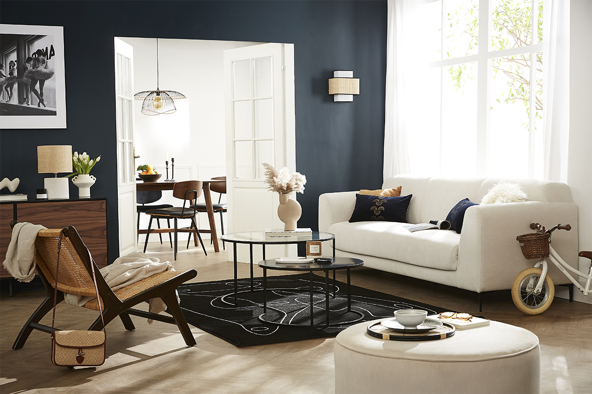 Divano design 4 posti in tessuto beige e metallo nero ALOWISS