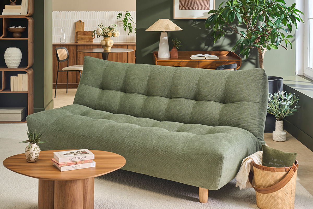 Divano letto scandinavo 3 posti in tessuto di ciniglia verde kaki e legno chiaro YUMI