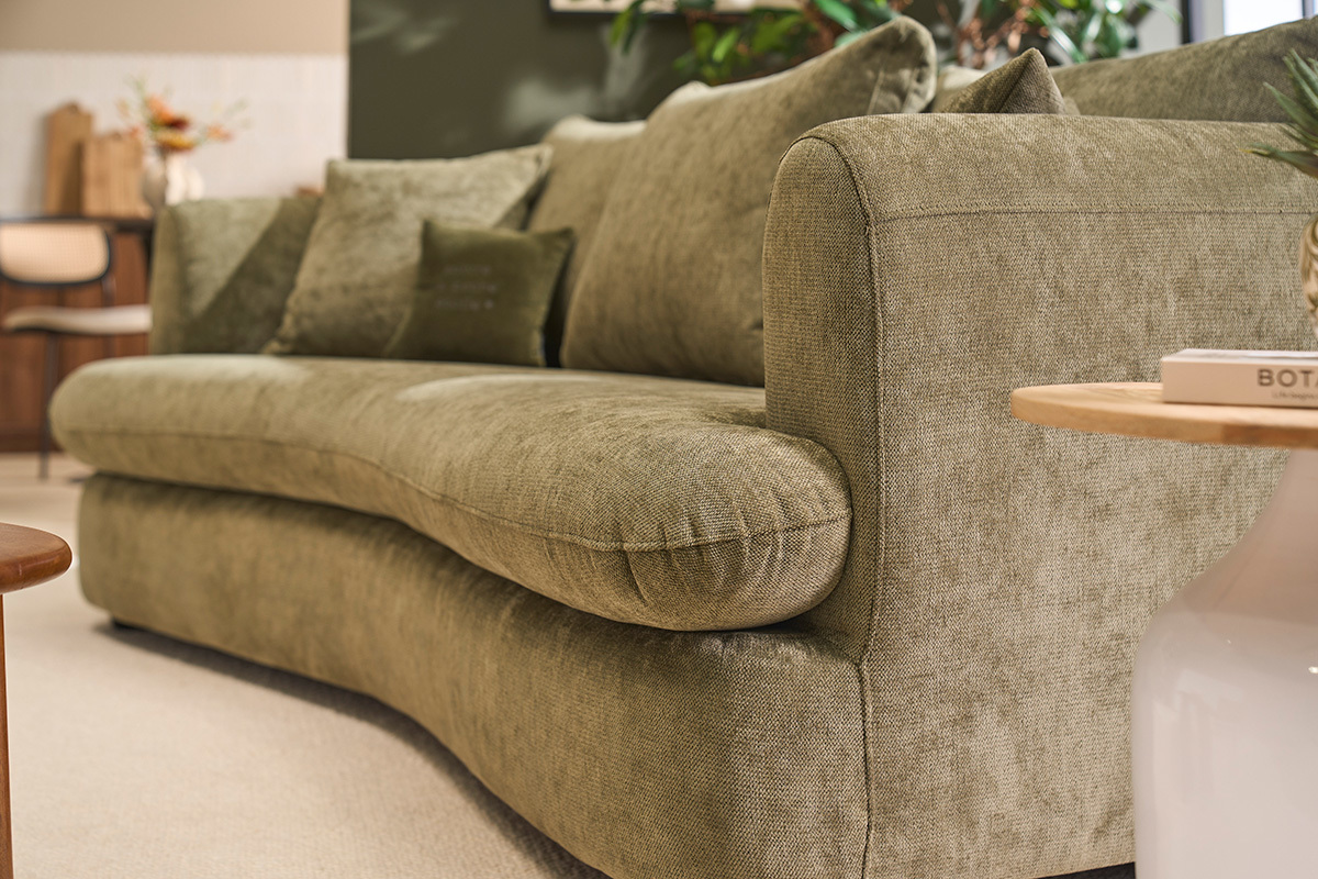 Divano letto sfoderabile 3-4 posti dal design a fagiolo in tessuto effetto velluto testurizzato verde kaki SACHA