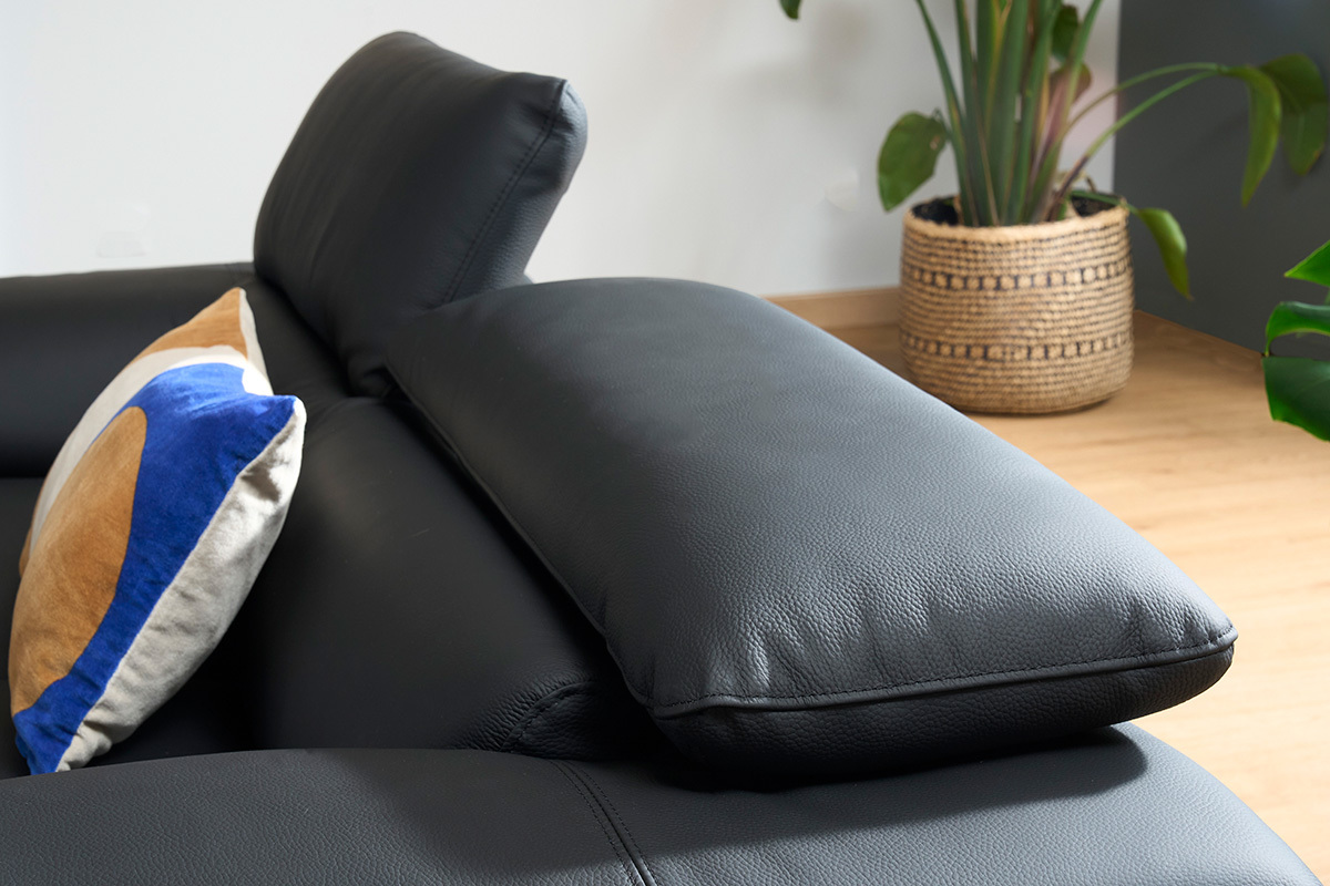 Divano nero in pelle design 2 posti con poggiatesta reclinabile EWING