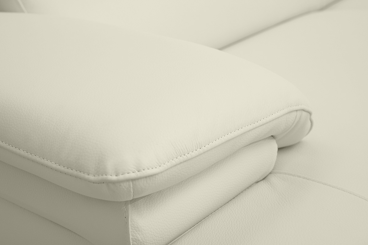 Divano pelle design 3 posti con poggiatesta reclinabile bianco EWING
