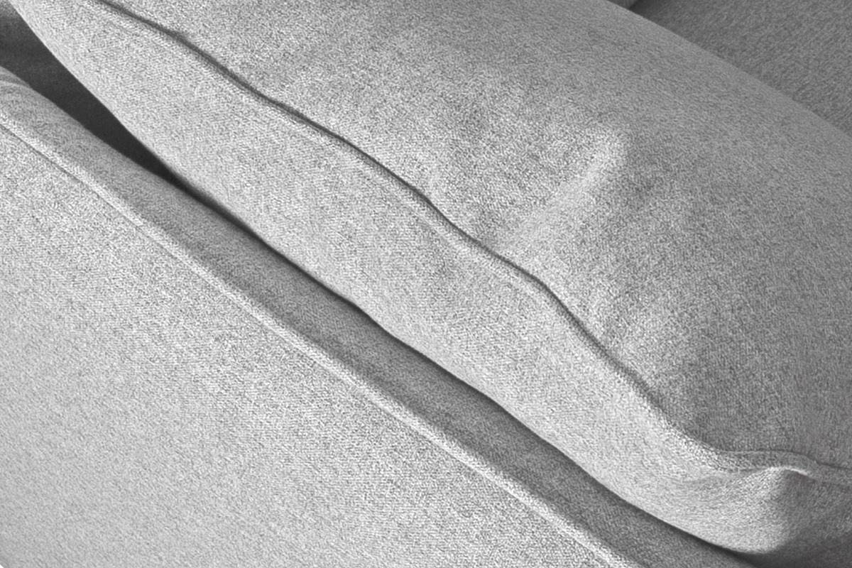 Divano scandinavo 3 posti grigio chiaro GUILTY