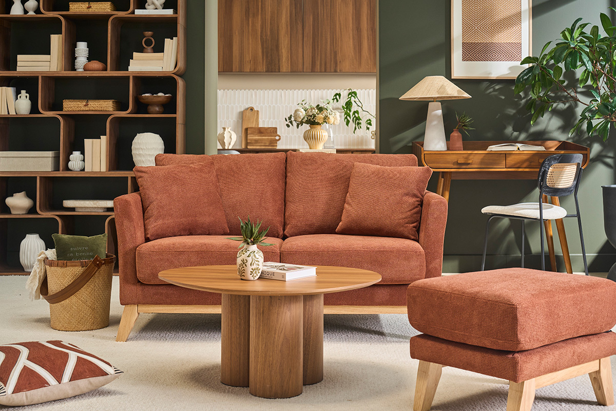 Divano scandinavo sfoderabile 2 posti in tessuto chenille terra bruciata e legno chiaro OSLO