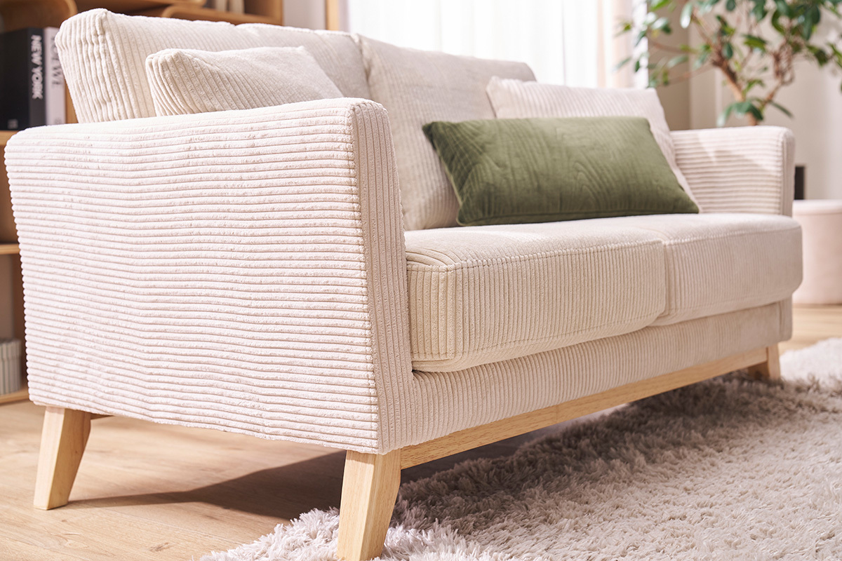 Divano scandinavo sfoderabile 2 posti in velluto a coste beige e legno chiaro OSLO