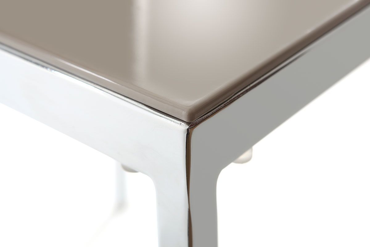 Gruppo di 2 sedie design laccate color talpa NIXIE