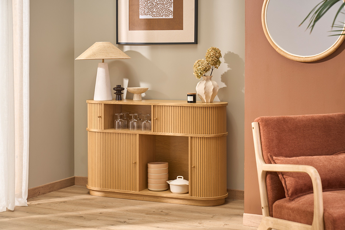 Lampada da tavolo bianca in ceramica con paralume in rattan H47 cm JUNI