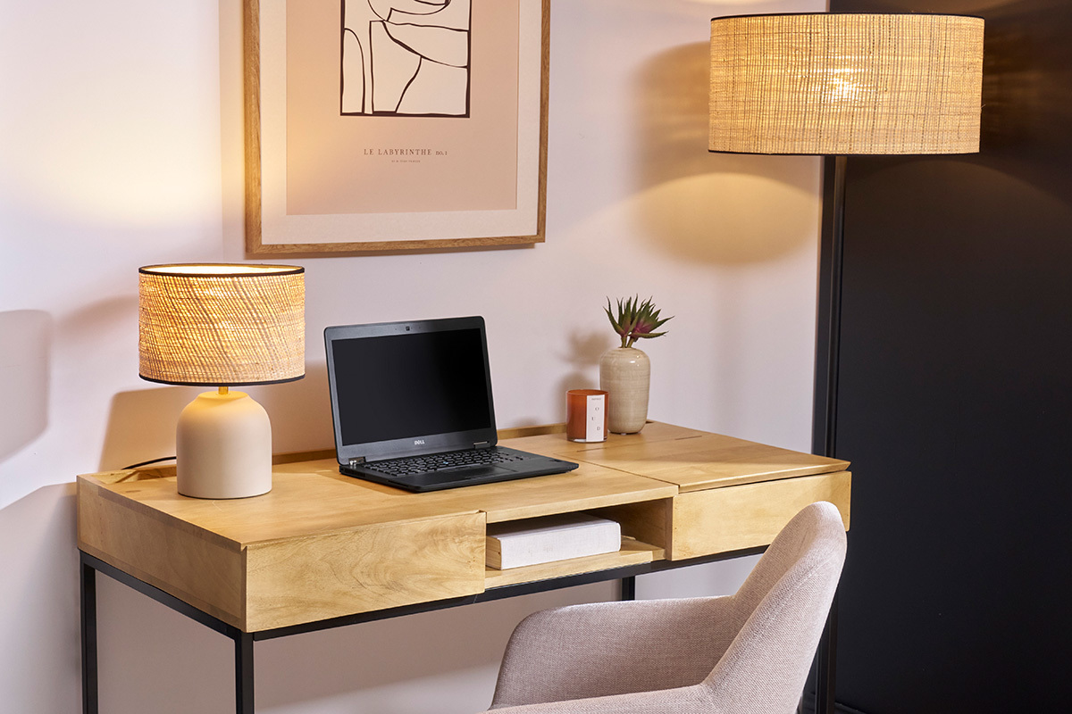 Lampada da tavolo color talpa in ceramica smaltata opaca e paralume in rafia H35 ROCHA