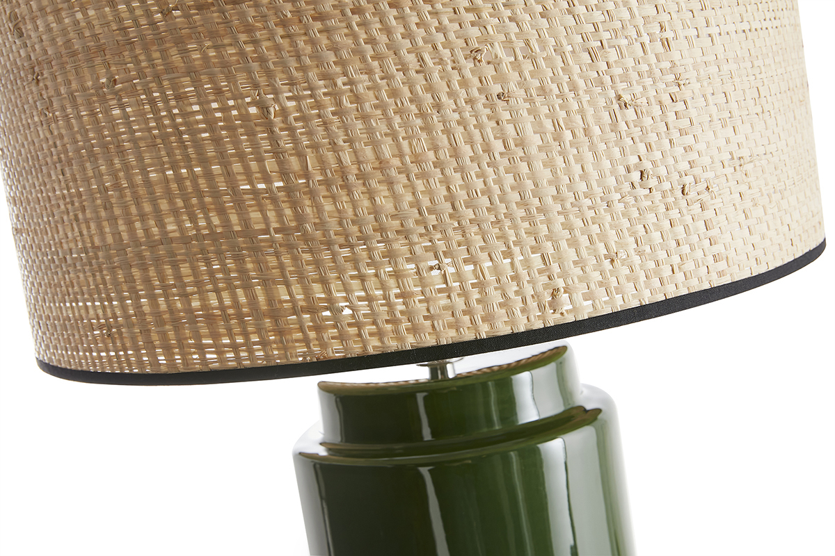 Lampada da tavolo in ceramica smaltata verde e paralume in rafia naturale H64 cm MAJES