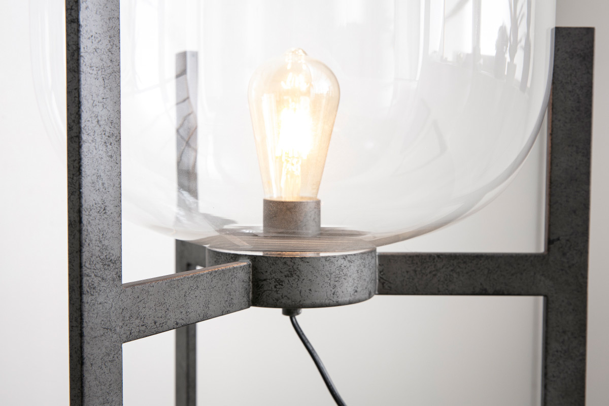 Lampada in metallo finizione argento antico e globo in vetro HALCYON