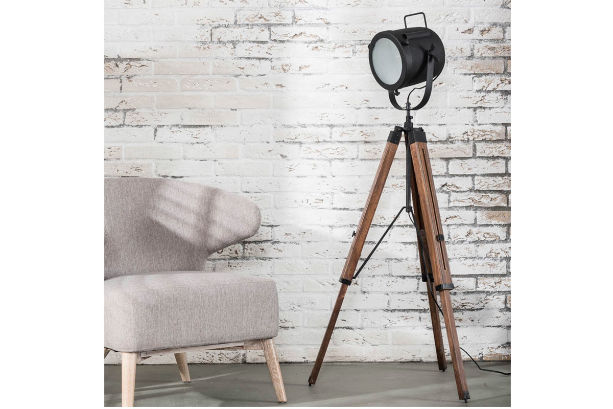 Lampada industriale treppiede legno e metallo nero STUDIO