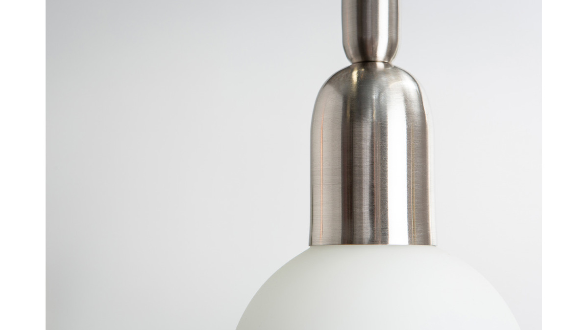 Lampadario di design, in metallo cromato, e globo in vetro, modello: BULB