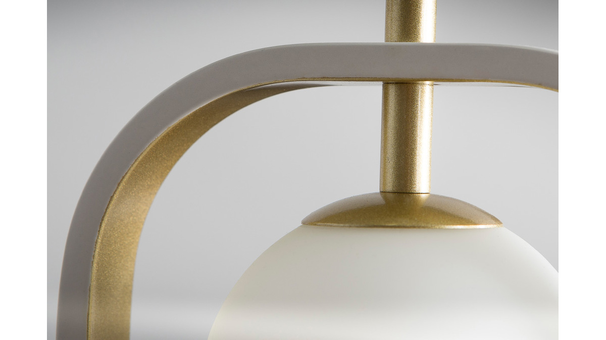 Lampadario di design, in vetro e metallo dorato, modello: AVOLO