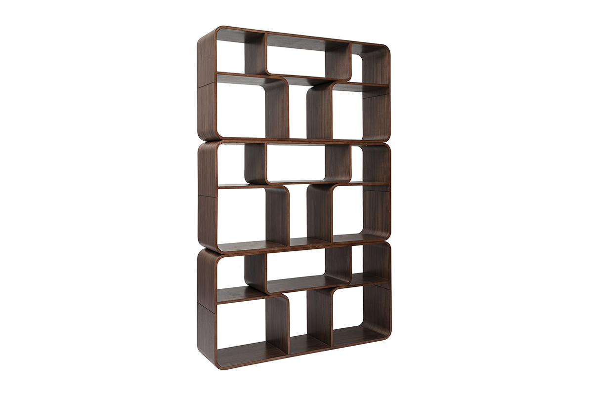 Libreria aperta in noce scuro, vista da 3/4, design modulare e arrotondato.