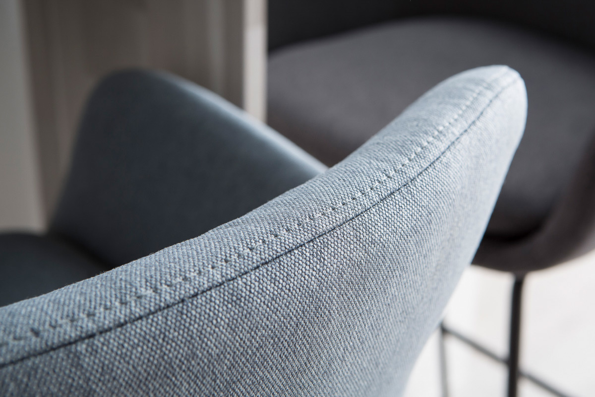 Lotto di 2 sgabelli da bar in tessuto Grigio chiaro 75 cm AMICA