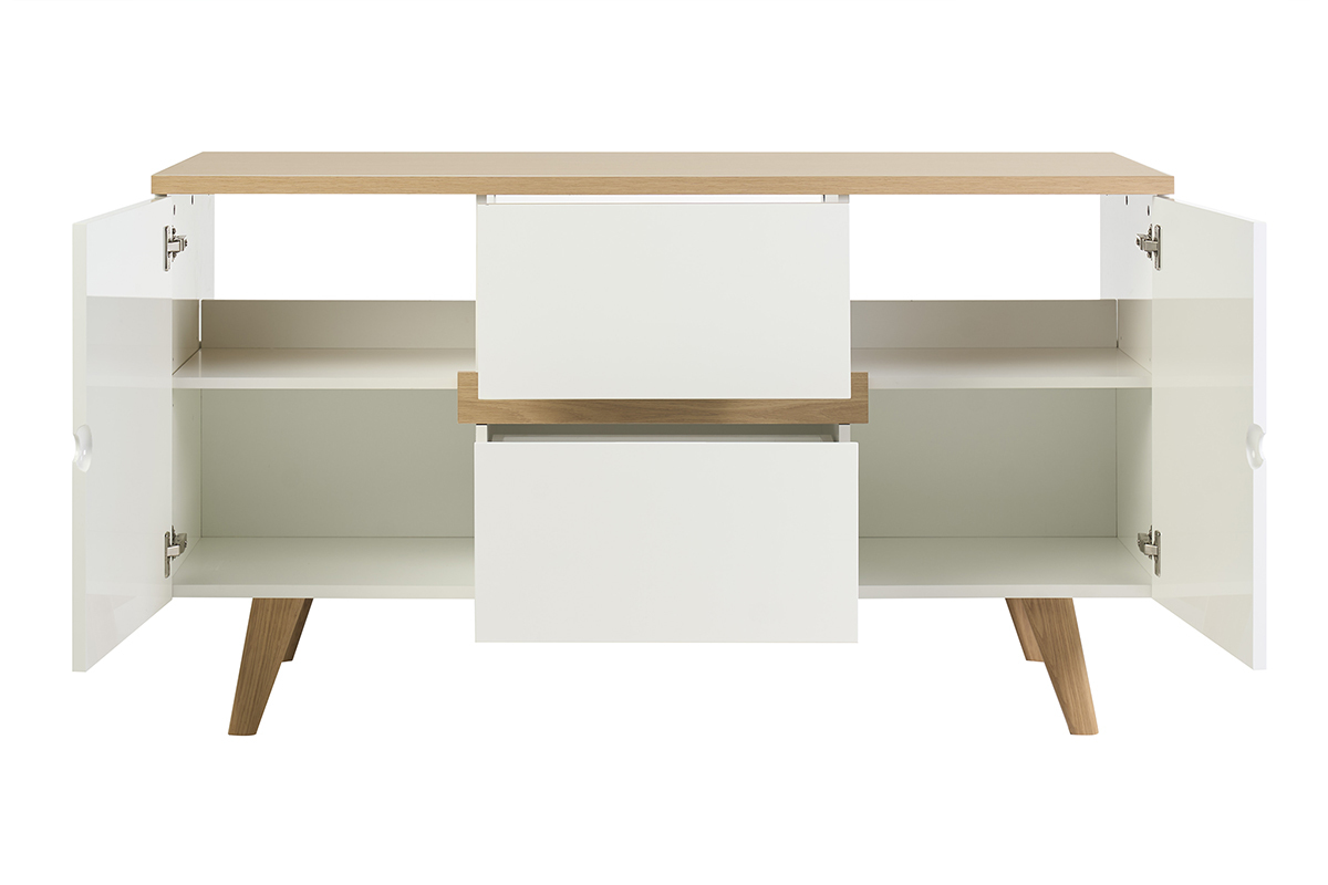Mobile da bagno bianco laccato e legno chiaro, aperto, con cassetti e spazi di contenimento.