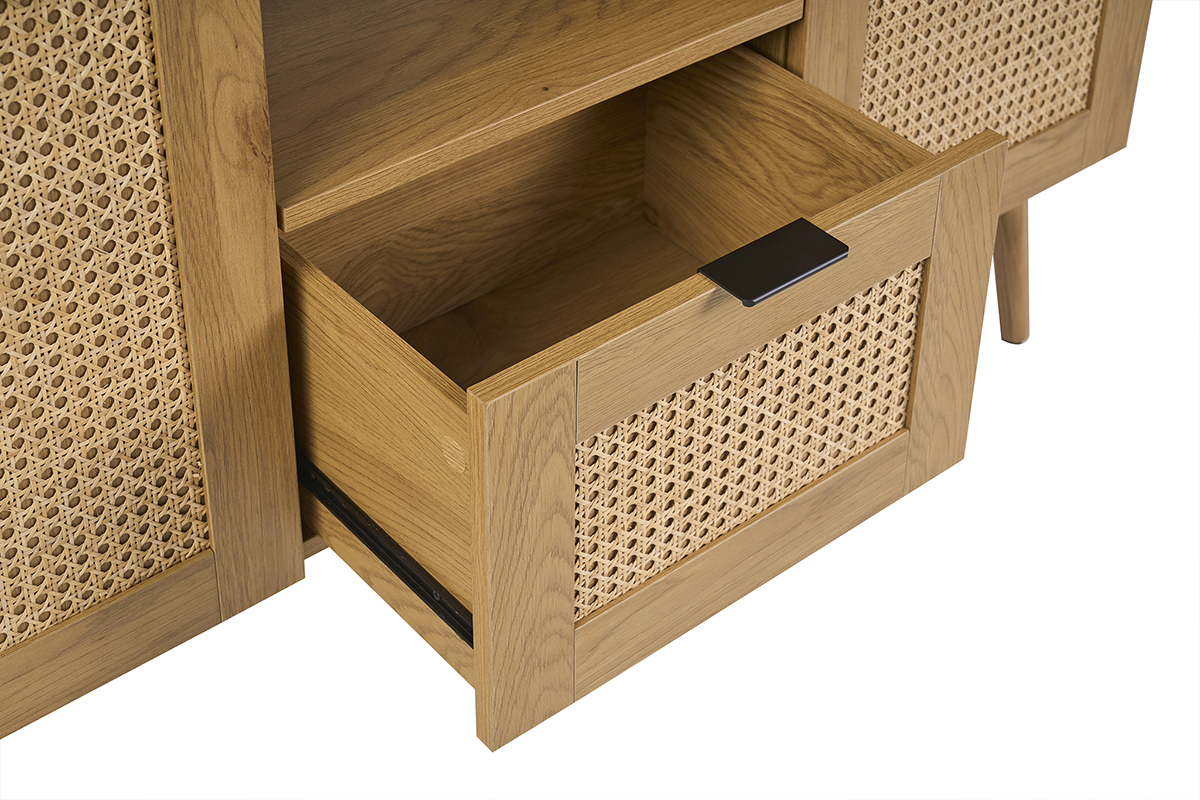 Mobile da bagno MANILLE in legno chiaro con intreccio in rattan, vista ravvicinata su cassetto aperto.