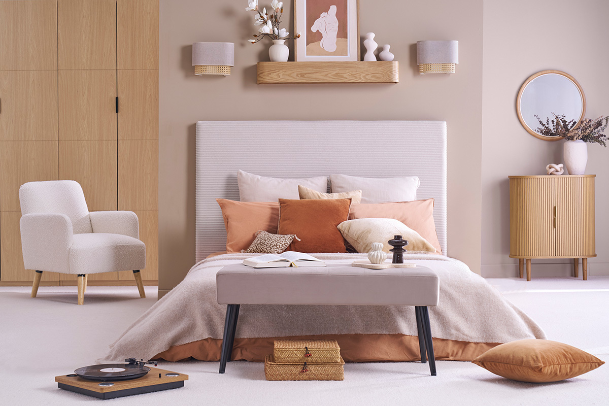 Panca design lavorazione capitonn in tessuto velluto color talpa e metallo nero L95 cm GUESTA